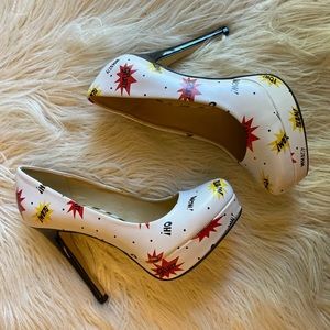 Chinese Laundry Comic Book Heels (sz 7)